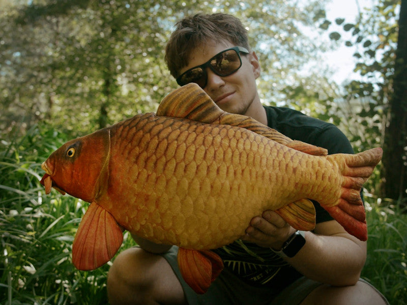 Plüschkarpfen Delphin CARPY